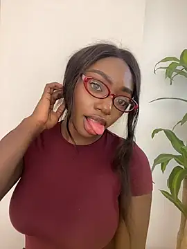 alissradiante1 online show from March 2026 10:54:01 PM