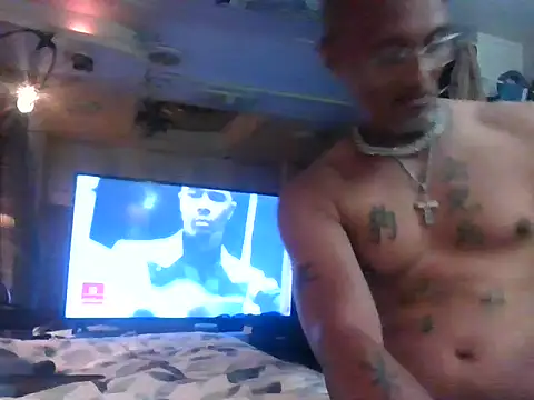 Snapshot of badboy2u2025 chatting on April 2026 02:31:01 AM badboy2u2025 online show from April 2026 02:31:01 AM