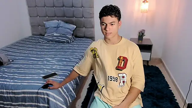 Snapshot of Santy_Stump chatting on January 2026 10:03:02 PM Santy Stump online show from January 2026 10:03:02 PM