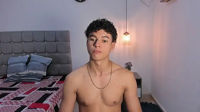 Snapshot of Santy_Stump chatting on February 2026 09:30:02 PM Santy Stump online show from February 2026 09:30:02 PM