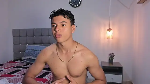 Snapshot of Santy_Stump chatting on February 2026 12:03:01 AM Santy Stump online show from February 2026 12:03:01 AM