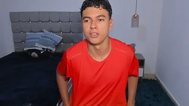 Snapshot of Santy_Stump chatting on February 2026 10:39:01 PM Santy Stump online show from February 2026 10:39:01 PM