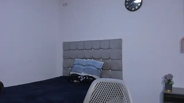 Snapshot of Santy_Stump chatting on February 2026 10:17:01 PM Santy Stump online show from February 2026 10:17:01 PM