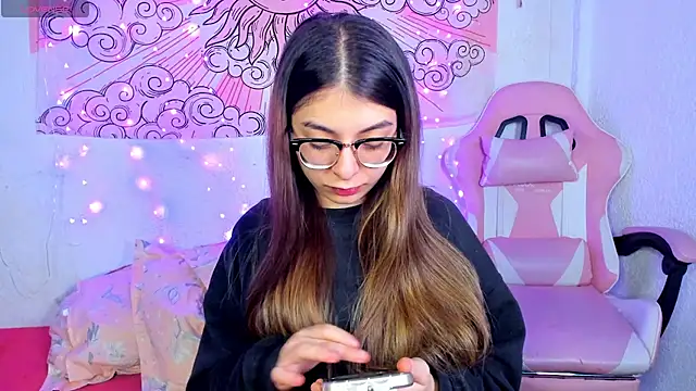 Snapshot of abbie_jensen_ chatting on July 2026 04:44:02 AM abbie jensen online show from July 2026 04:44:02 AM