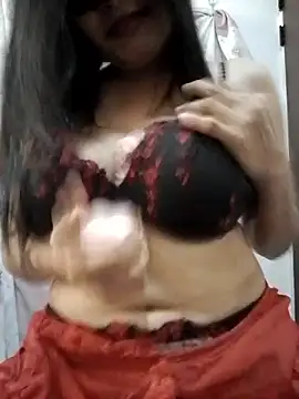 Snapshot of RoseLiveSL chatting on September 2025 04:57:02 AM RoseLiveSL online show from September 2025 04:57:02 AM