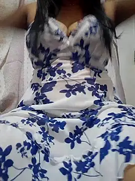 Snapshot of RoseLiveSL chatting on September 2025 06:00:01 PM RoseLiveSL online show from September 2025 06:00:01 PM