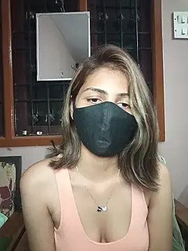 Isha Sax online show from December 2025 07:20:02 PM