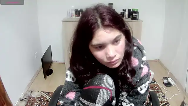 Snapshot of MalloryMyers chatting on September 2025 05:27:02 PM MalloryMyers online show from September 2025 05:27:02 PM