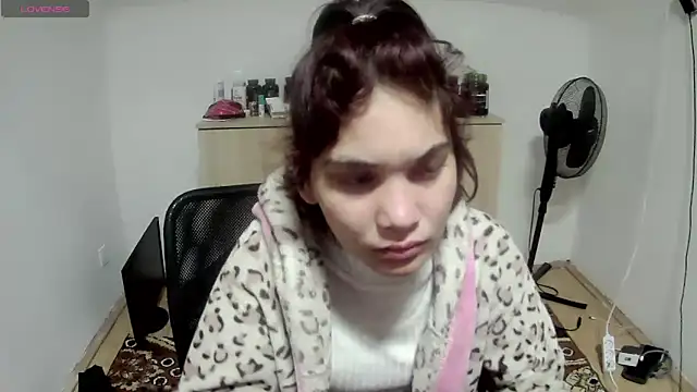 Snapshot of MalloryMyers chatting on October 2025 08:26:01 PM MalloryMyers online show from October 2025 08:26:01 PM