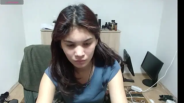 Snapshot of MalloryMyers chatting on November 2025 08:14:01 PM MalloryMyers online show from November 2025 08:14:01 PM