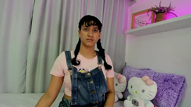 Snapshot of niia7 chatting on March 2026 07:42:02 PM niia7 online show from March 2026 07:42:02 PM