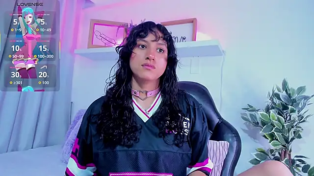 Snapshot of niia7 chatting on March 2026 07:47:02 PM niia7 online show from March 2026 07:47:02 PM