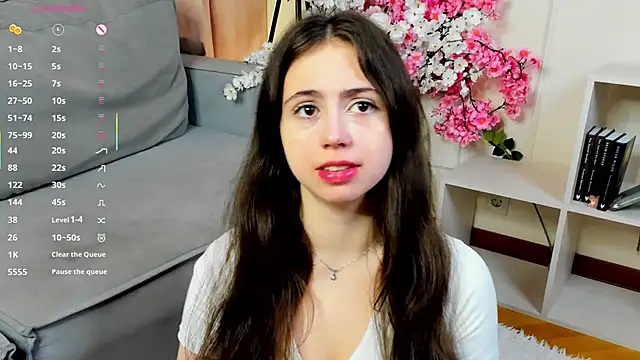 JulianaChapel online show from September 2025 08:24:01 AM