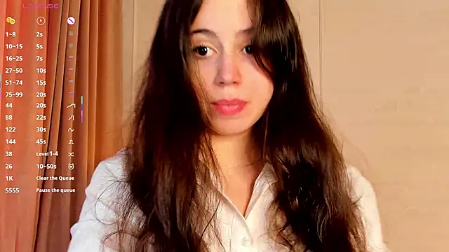 JulianaChapel online show from September 2025 08:04:01 AM