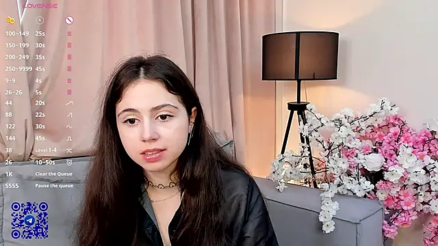 JulianaChapel online show from September 2025 10:39:01 AM