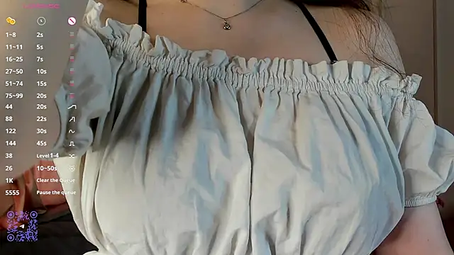 JulianaChapel online show from September 2025 08:05:02 AM