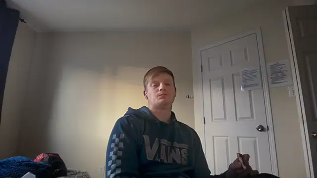 Snapshot of lustylyndon chatting on March 2026 12:47:01 AM lustylyndon online show from March 2026 12:47:01 AM