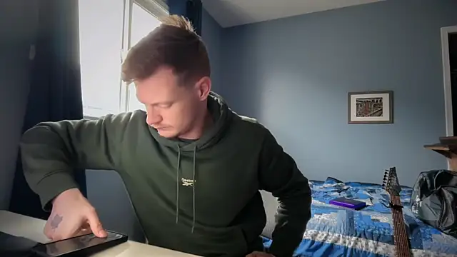 Snapshot of lustylyndon chatting on April 2026 04:02:02 PM lustylyndon online show from April 2026 04:02:02 PM