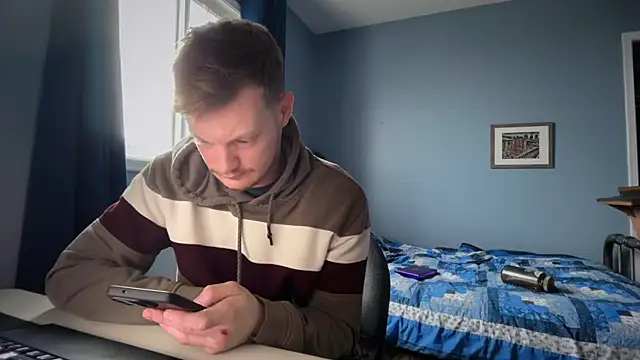 Snapshot of lustylyndon chatting on April 2026 02:07:02 PM lustylyndon online show from April 2026 02:07:02 PM