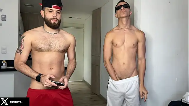 Snapshot of zoneboys chatting on November 2025 10:32:02 PM zoneboys online show from November 2025 10:32:02 PM