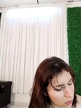 Tifany-fox online show from September 2025 02:27:01 PM