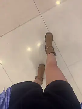 Snapshot of xiaoyuan01 chatting on October 2025 02:10:01 AM xiaoyuan01 online show from October 2025 02:10:01 AM