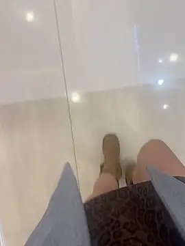 Snapshot of xiaoyuan01 chatting on October 2025 02:00:02 AM xiaoyuan01 online show from October 2025 02:00:02 AM