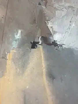 xiaoyuan01 online show from December 2025 03:02:02 AM