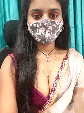 Snapshot of Aanya_hotty chatting on October 2025 05:48:02 PM Aanya hotty online show from October 2025 05:48:02 PM