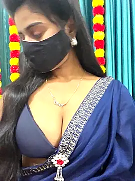 Snapshot of Aanya_hotty chatting on November 2025 05:45:02 PM Aanya hotty online show from November 2025 05:45:02 PM