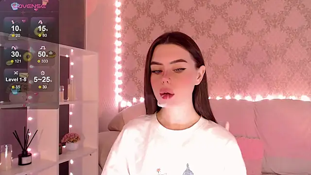 HolyMiax online show from October 2025 03:29:02 AM