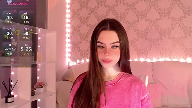 HolyMiax online show from October 2025 03:40:02 AM