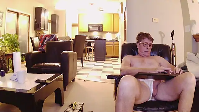 Snapshot of jocoff1 chatting on October 2025 11:27:02 PM jocoff1 online show from October 2025 11:27:02 PM