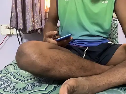 Snapshot of Matt6102 chatting on October 2025 03:59:02 AM Matt6102 online show from October 2025 03:59:02 AM