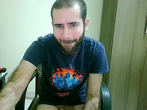 Snapshot of fthrfthr chatting on September 2025 03:43:01 AM fthrfthr online show from September 2025 03:43:01 AM