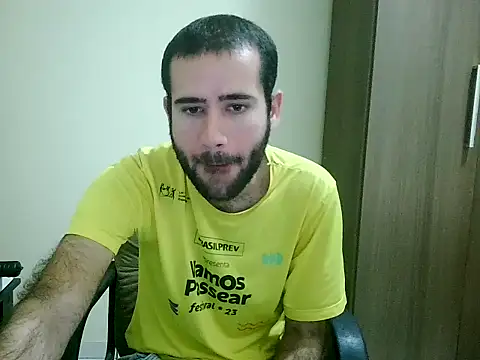 Snapshot of fthrfthr chatting on October 2025 03:42:02 AM fthrfthr online show from October 2025 03:42:02 AM