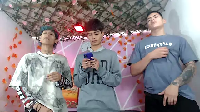 Bastian boyshot77 online show from October 2025 03:36:02 PM