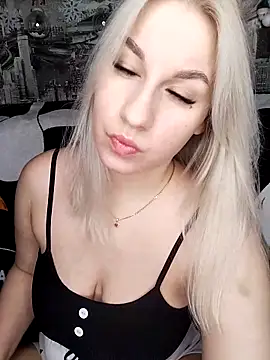 Snapshot of HoneyNelly chatting on March 2026 10:27:02 PM HoneyNelly online show from March 2026 10:27:02 PM