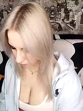 Snapshot of HoneyNelly chatting on March 2026 11:32:01 PM HoneyNelly online show from March 2026 11:32:01 PM