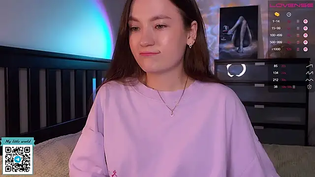 mia here online show from September 2025 08:25:01 PM