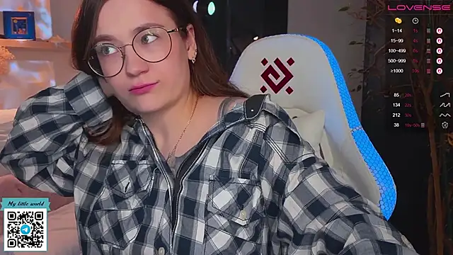 mia here online show from October 2025 11:54:01 AM