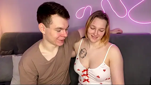 julielourens online show from November 2025 08:36:02 AM