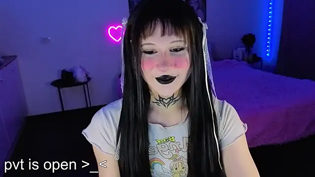 Snapshot of your_little_eva chatting on September 2025 05:46:02 PM your little eva online show from September 2025 05:46:02 PM