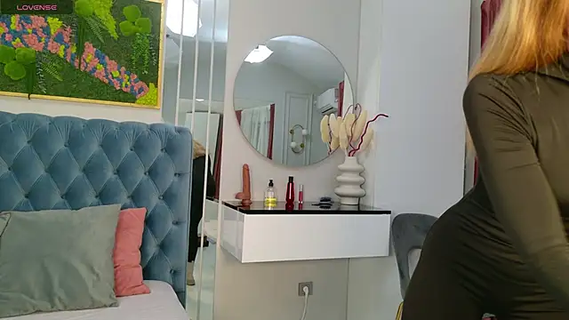 SiennaPierce online show from January 2026 05:13:02 AM