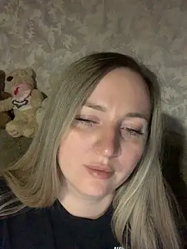 hotsteacher online show from October 2025 10:54:02 PM