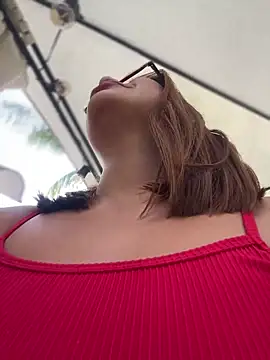 sara calderon online show from February 2026 01:26:01 PM