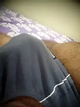 rockyu845 online show from April 2026 07:11:02 PM