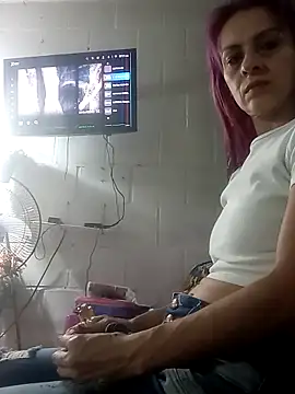 Snapshot of rose-crystal chatting on April 2026 12:11:02 AM rose-crystal online show from April 2026 12:11:02 AM