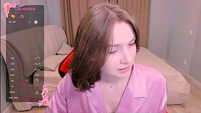 Snapshot of Nika_Whiter chatting on September 2025 01:11:02 PM Nika Whiter online show from September 2025 01:11:02 PM