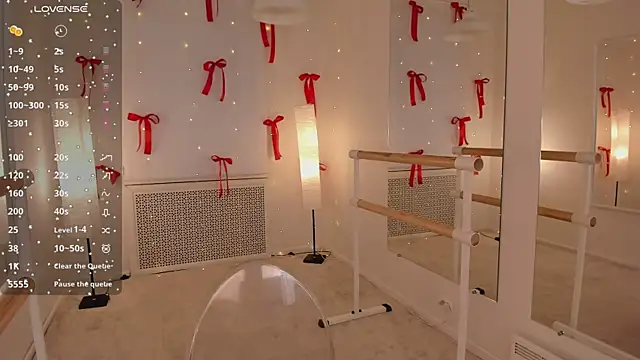 Ash Hasmy online show from December 2025 12:23:02 PM